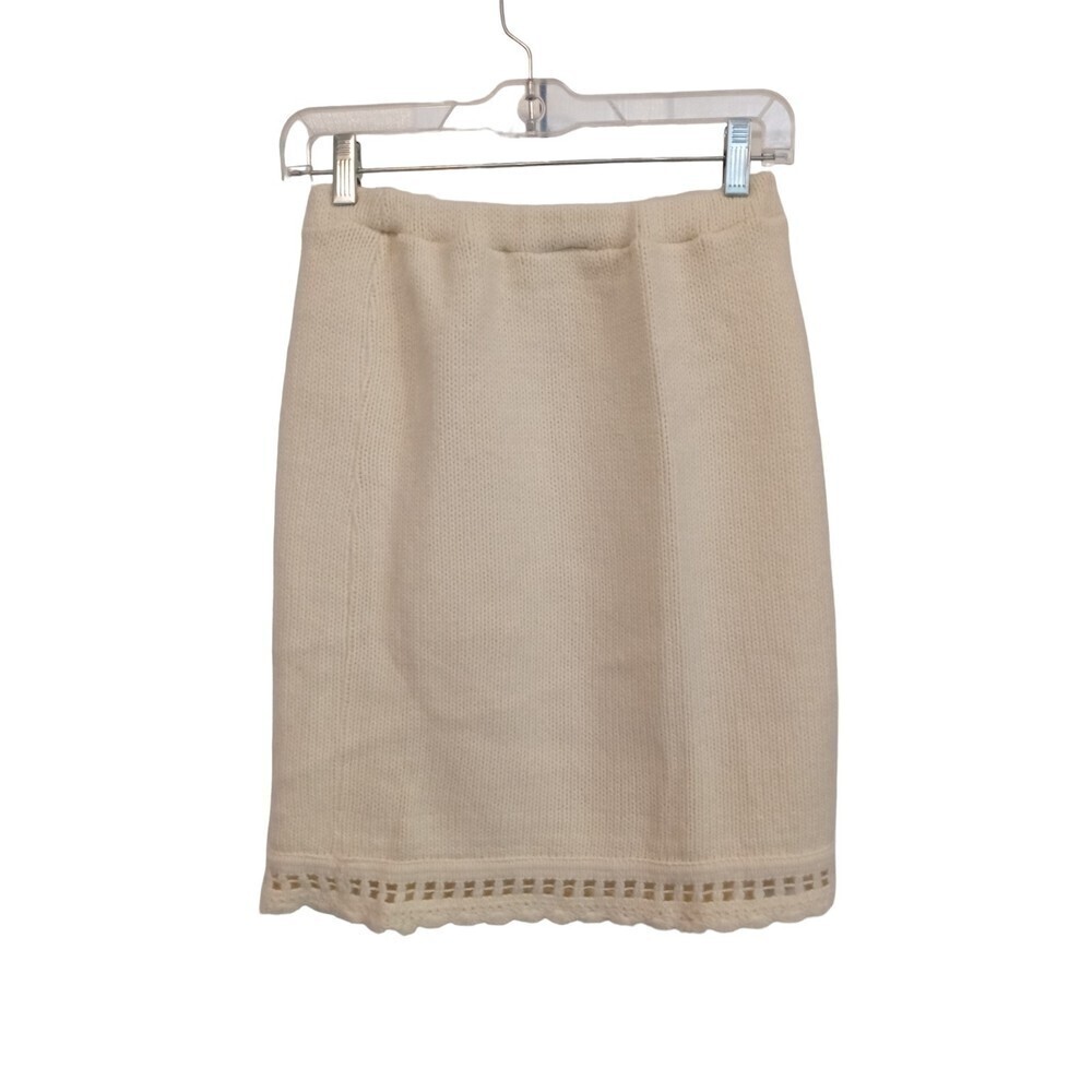 Beautiful‎ vintage inspired knit midi skirt